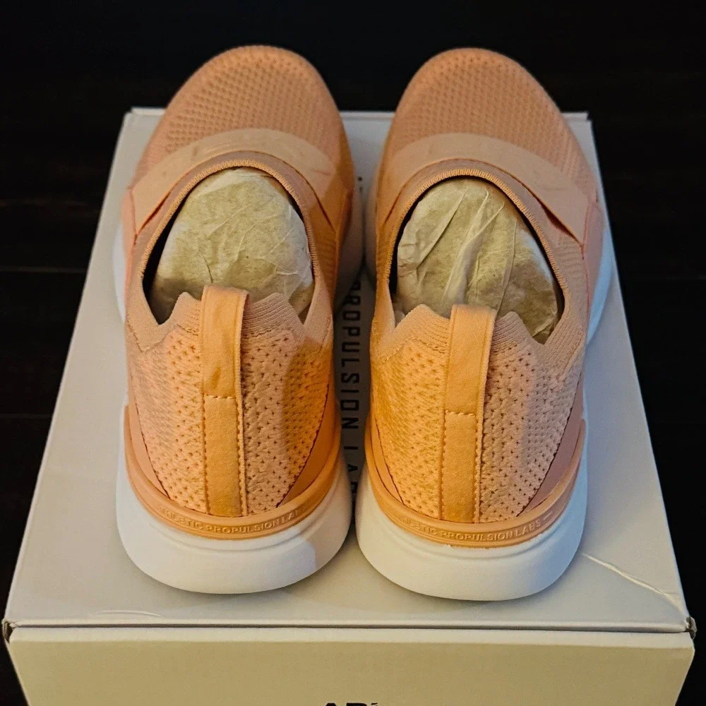 NIB APL TechLoom Bliss Sneakers | Size 7.5 - Blush/Osiana‎ Rose/White - Picture 4 of 6